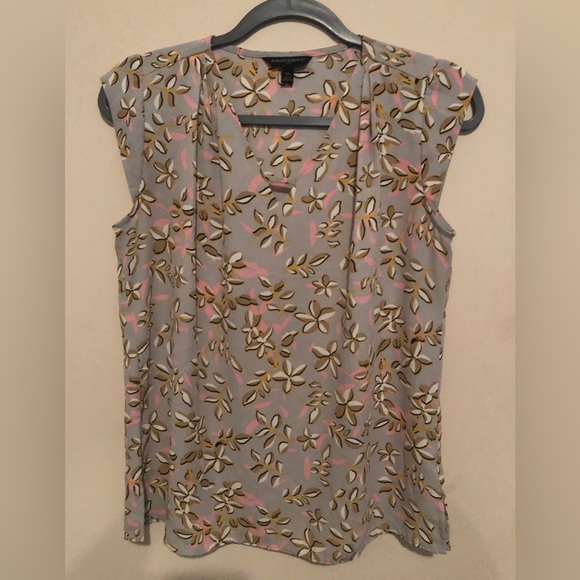Banana Republic Tops - Banana Republic Summer Blouse